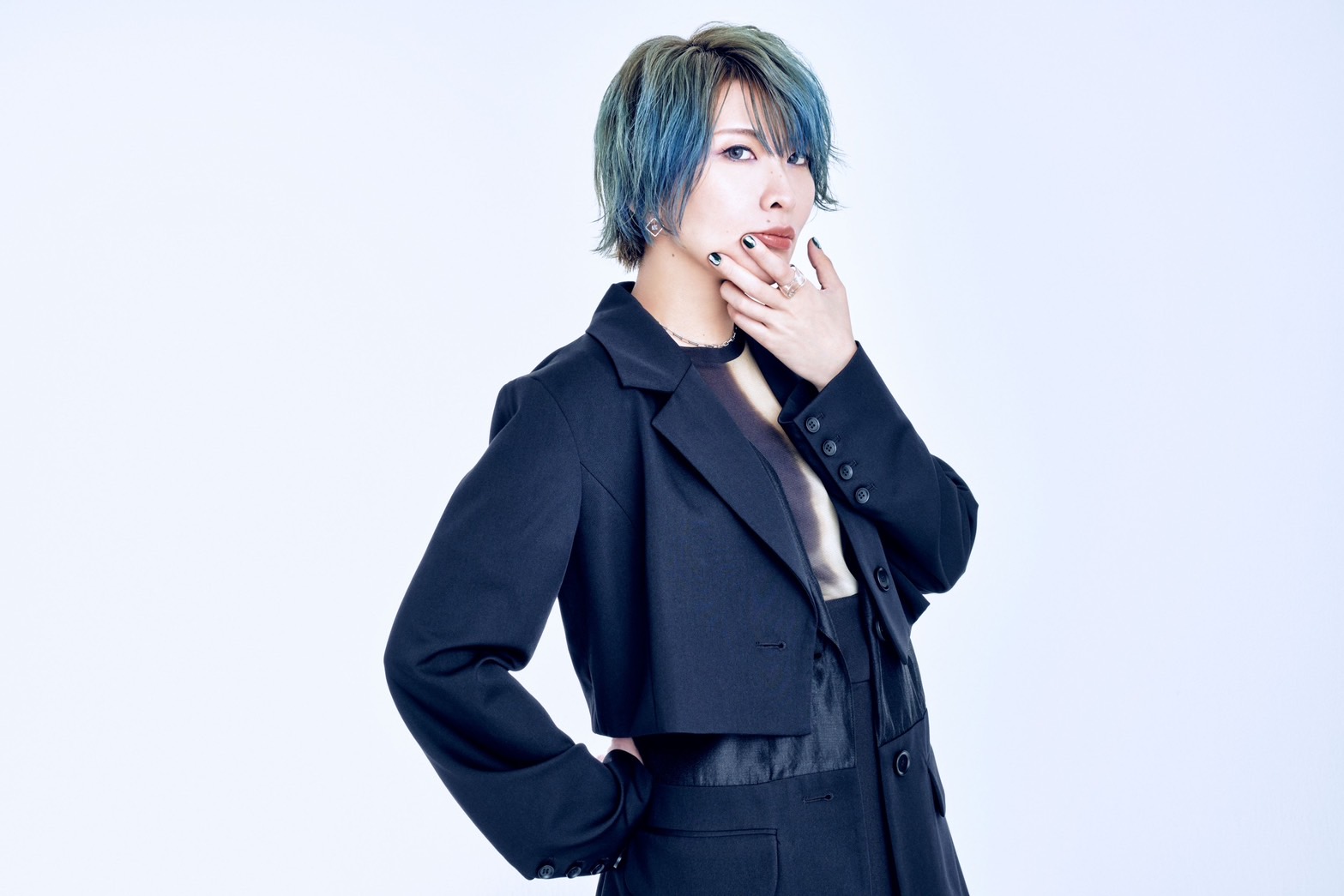 草野華余子さん