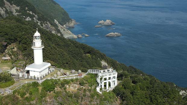 鶴御崎灯台