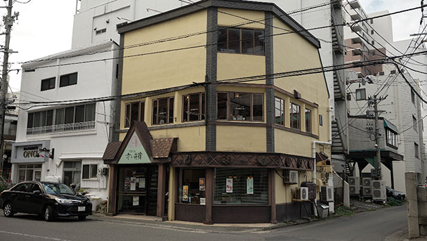 洋菓子店 赤い林檎