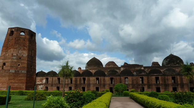 カトラ・モスク