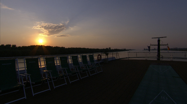 サンデッキから眺める夕景