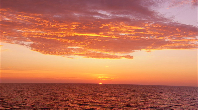 パラワンの海に沈む夕陽