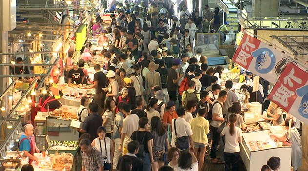 新鮮な魚介が並ぶ下関の唐戸市場