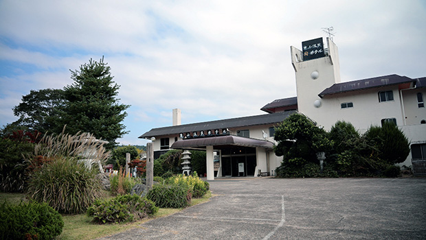 亀山温泉ホテル